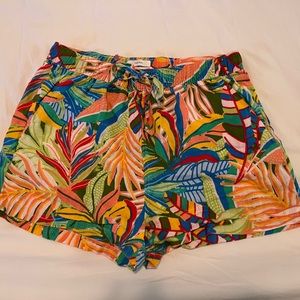 Linen tropical shorts